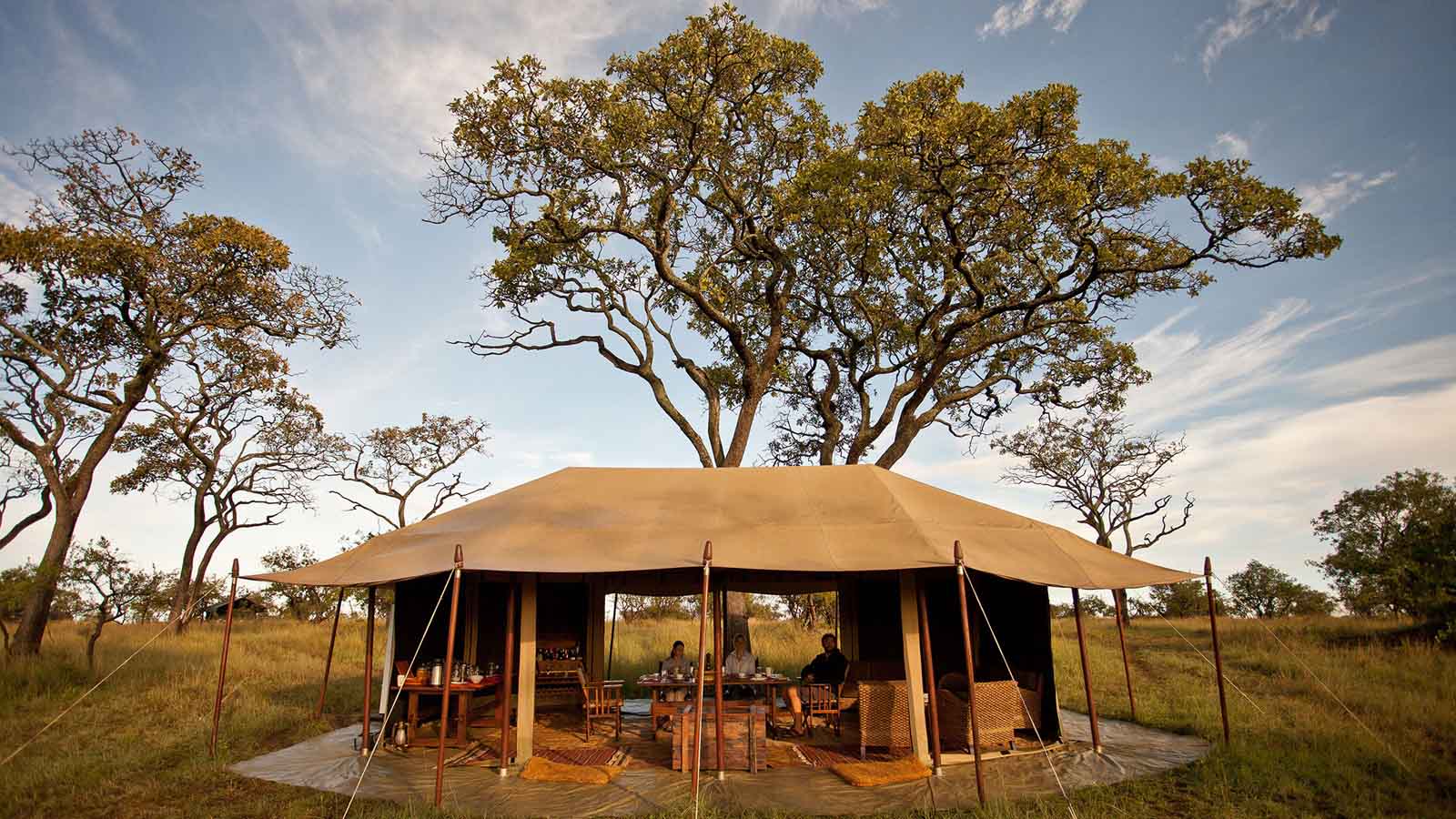 legendary-serengeti-camp=403794-300